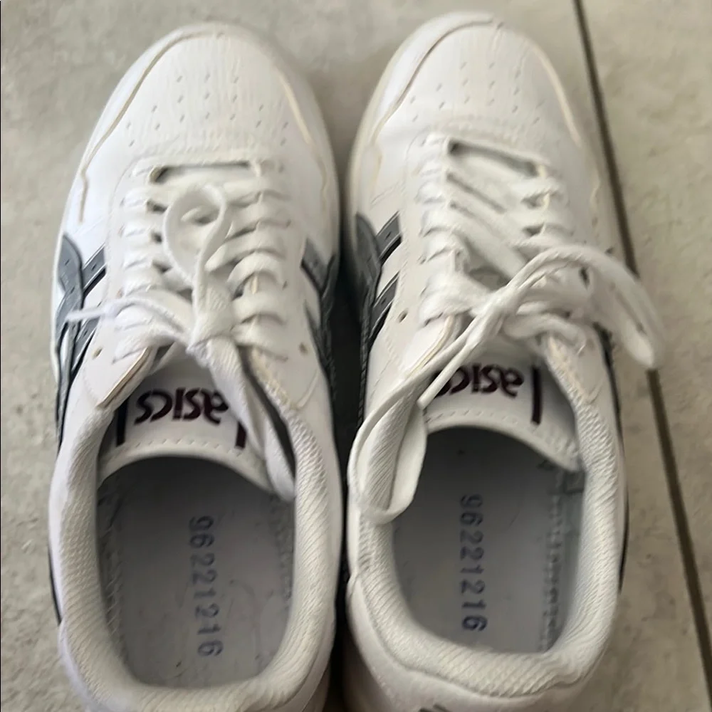 White ASICS Womens Shoe - Picture 5 of 6